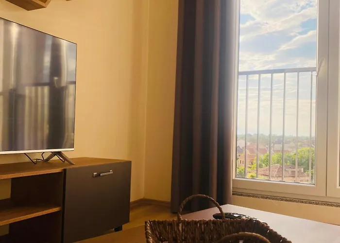 Downtown Gem 2 Апартаменты