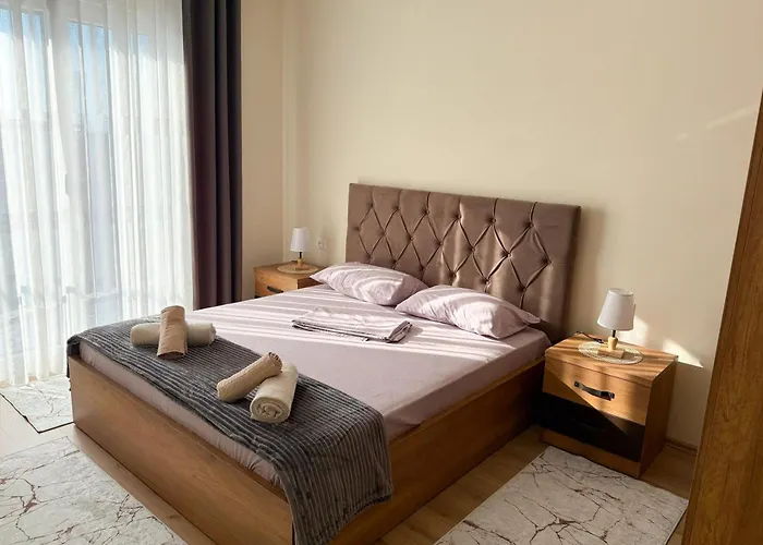 Апартаменты Downtown Gem 2