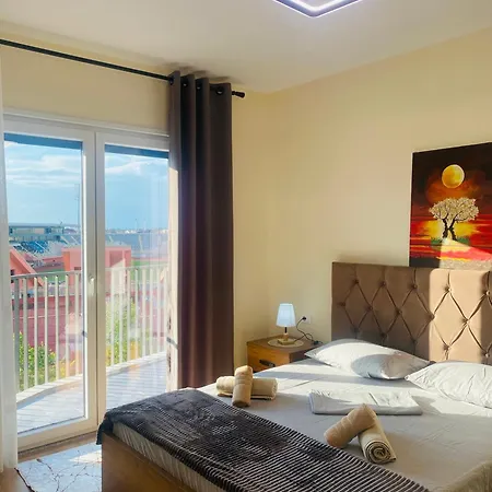 Downtown Gem 2 Apartamento Shkodër